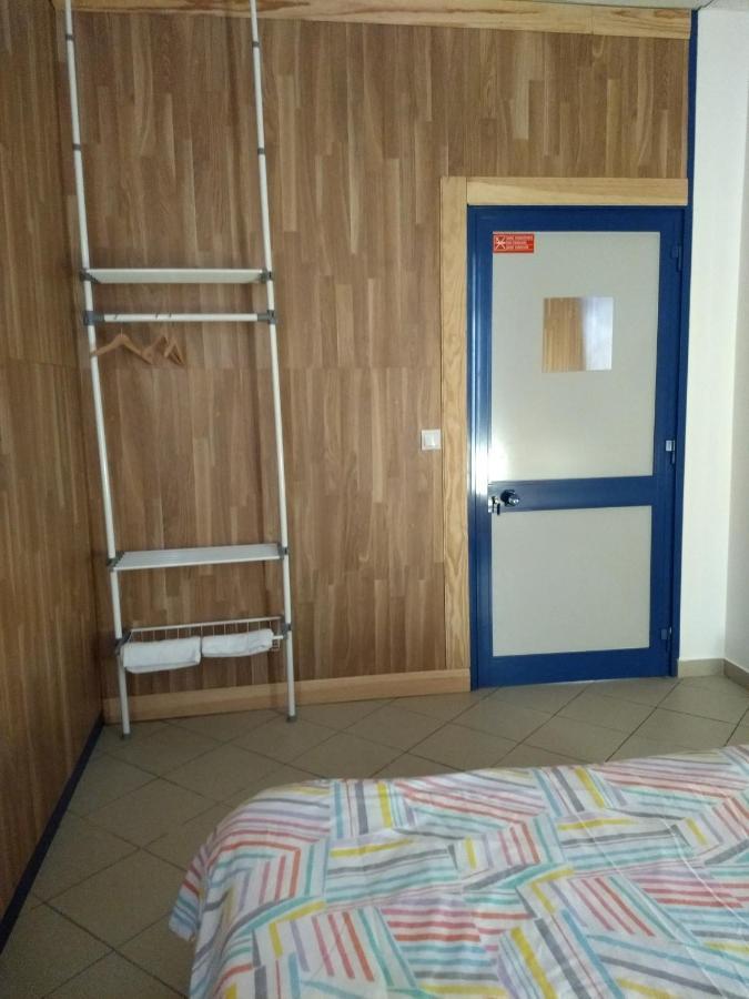 Melaya Budget Hostel Faro Exterior photo